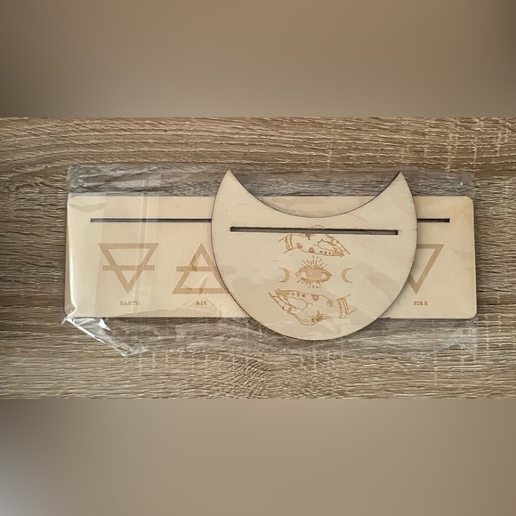 Tarot Card Holder - Picture 6 of 7